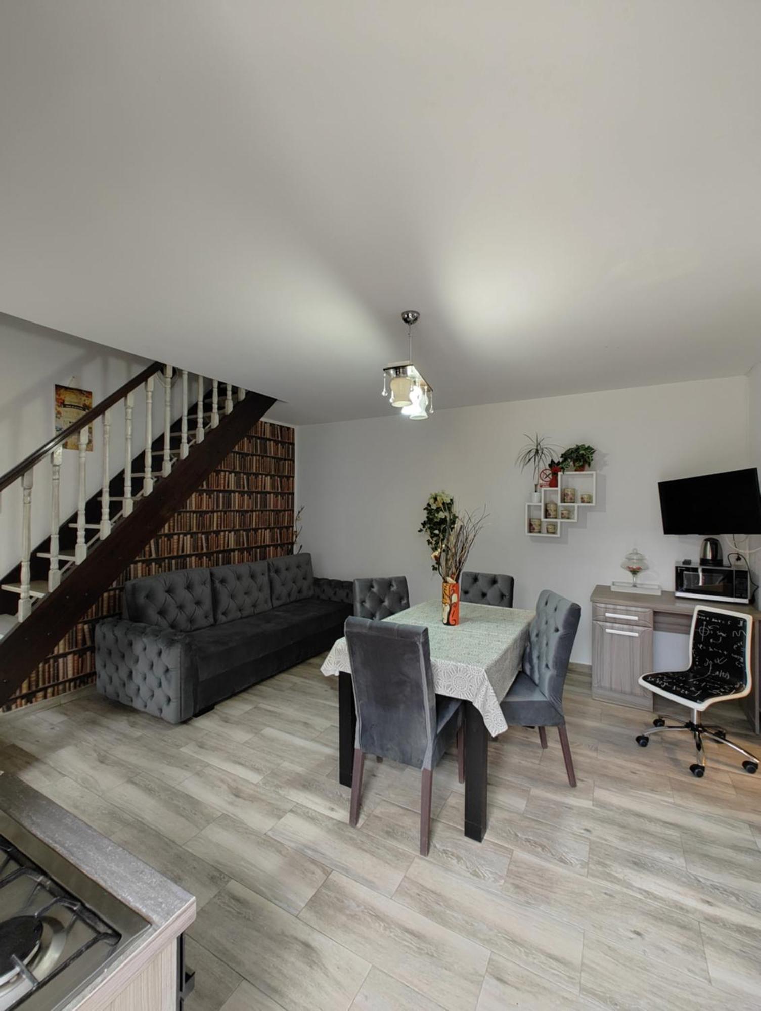 דירה House Minerilor *