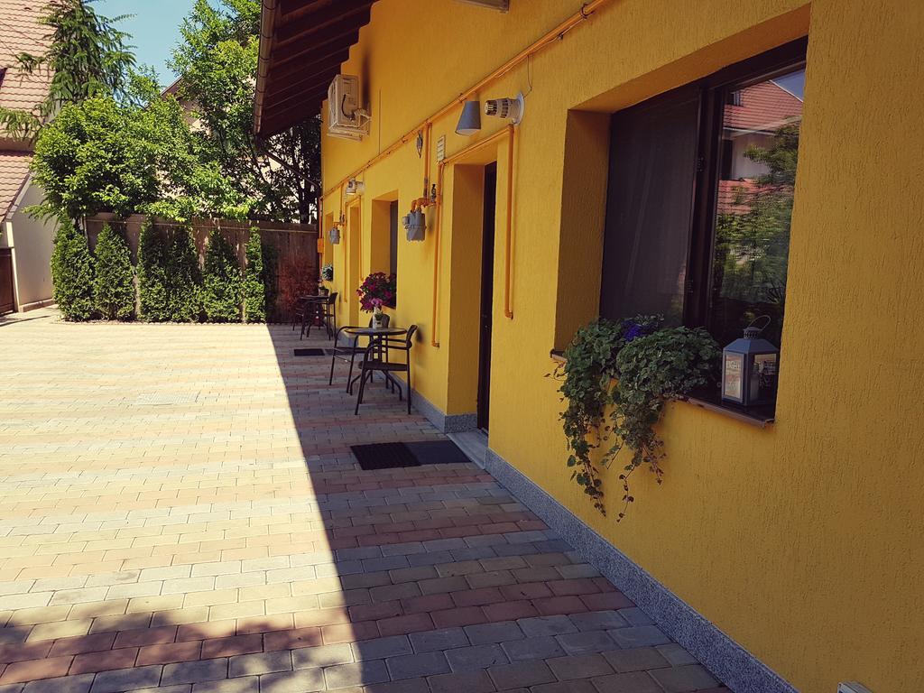 House Minerilor דירה *