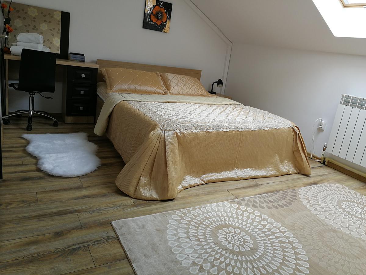 House Minerilor דירה